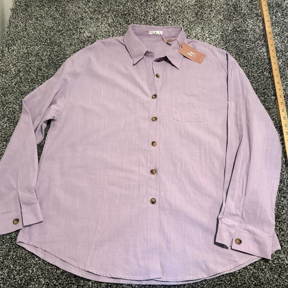 NWT Hotouch woman’s Lavender Button-Up Shirt size xl